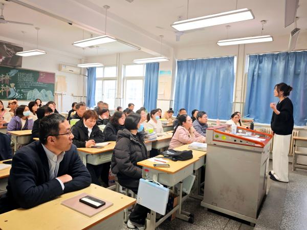 ���ľ������³� ��УЯ����������