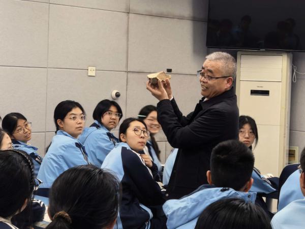 ���п��������� ���ܽ�ѧ����Ч